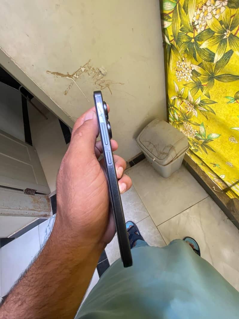 Xiaomi Redmi note 13 2
