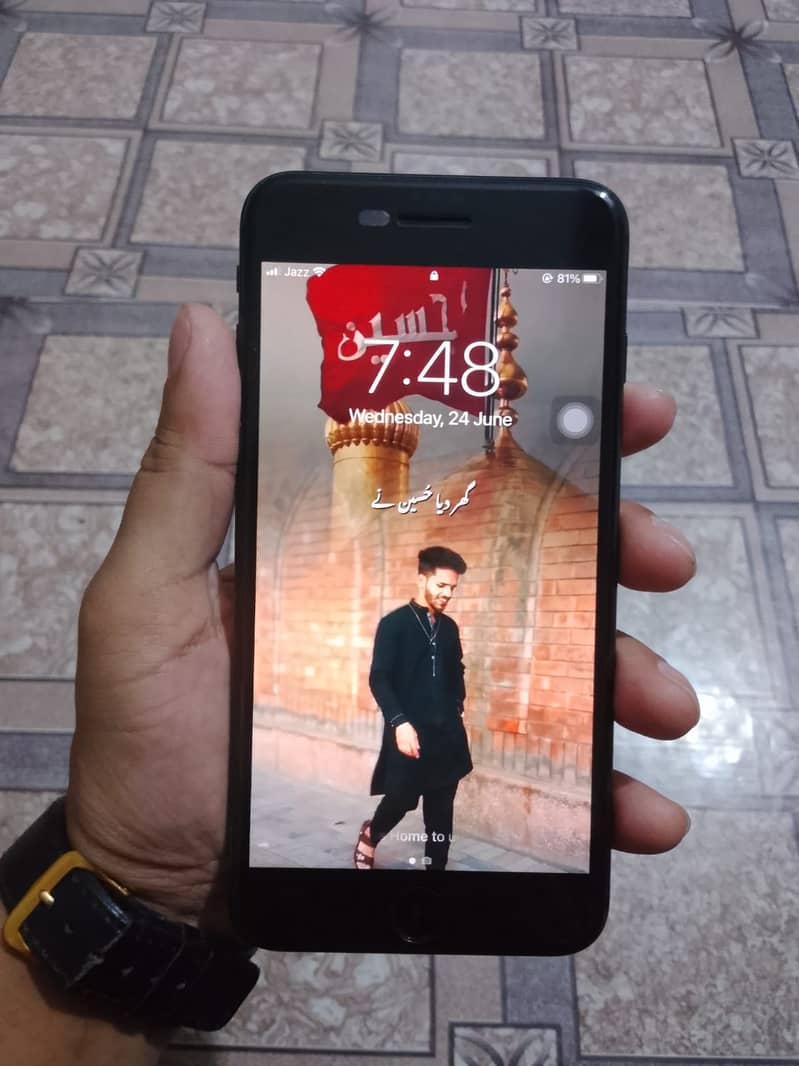 Apple iPhone 7 Plus 3