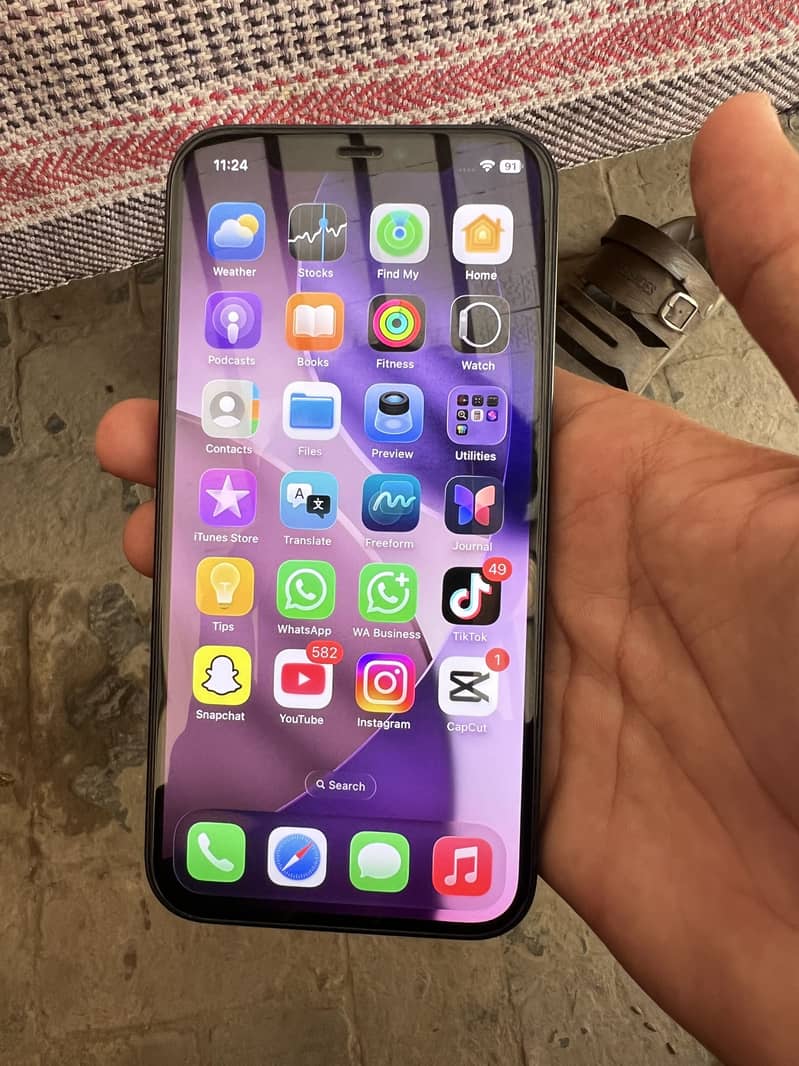 Apple iPhone 12 5