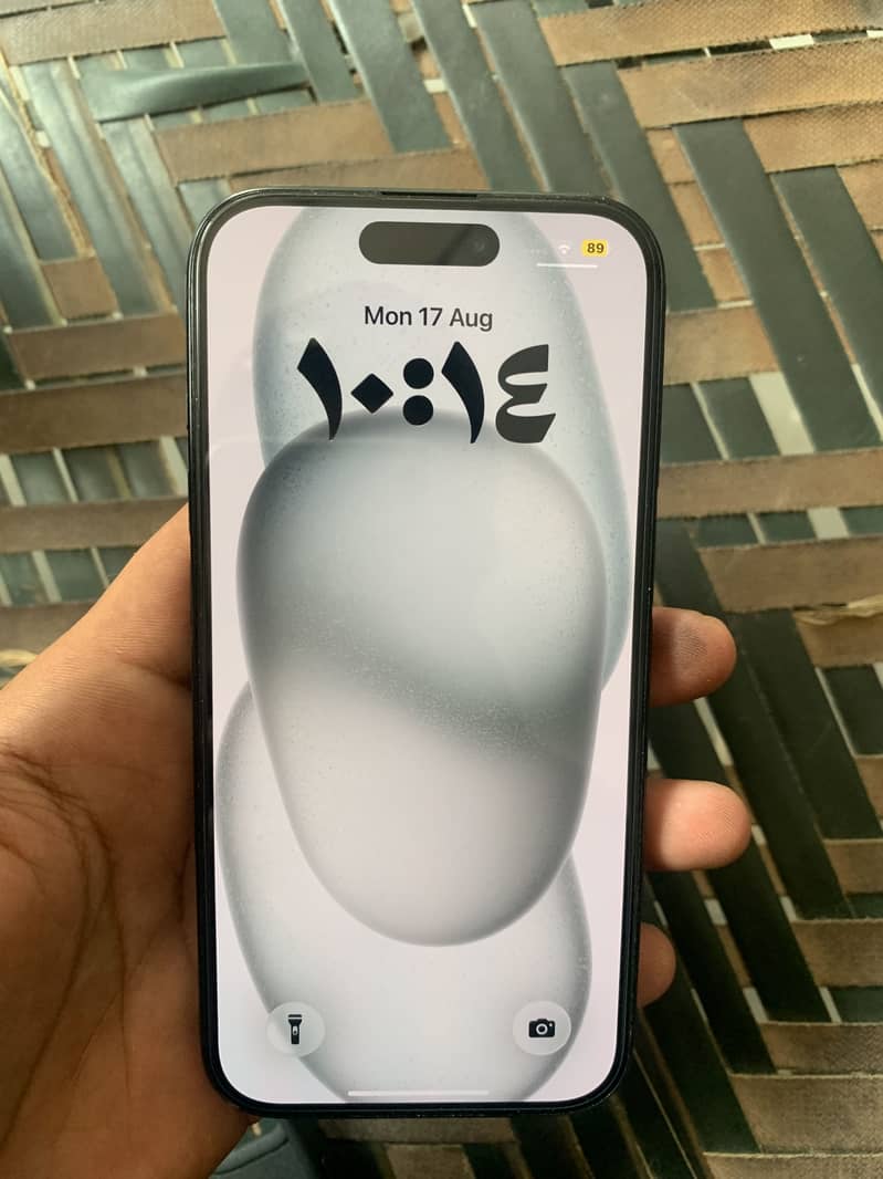 Apple iPhone 15 1