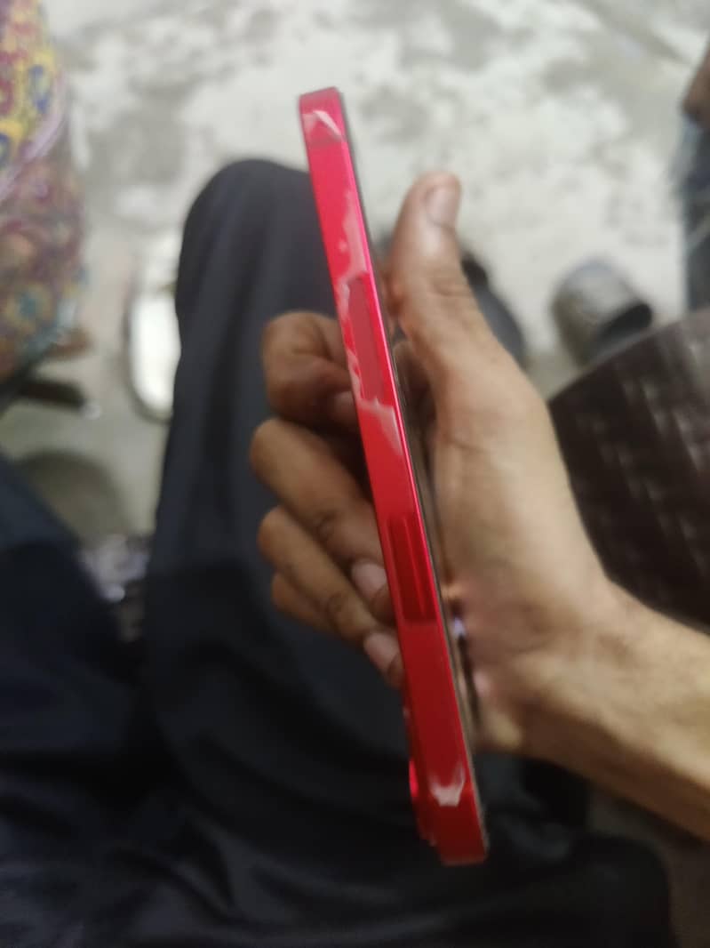 Apple iPhone 14 5