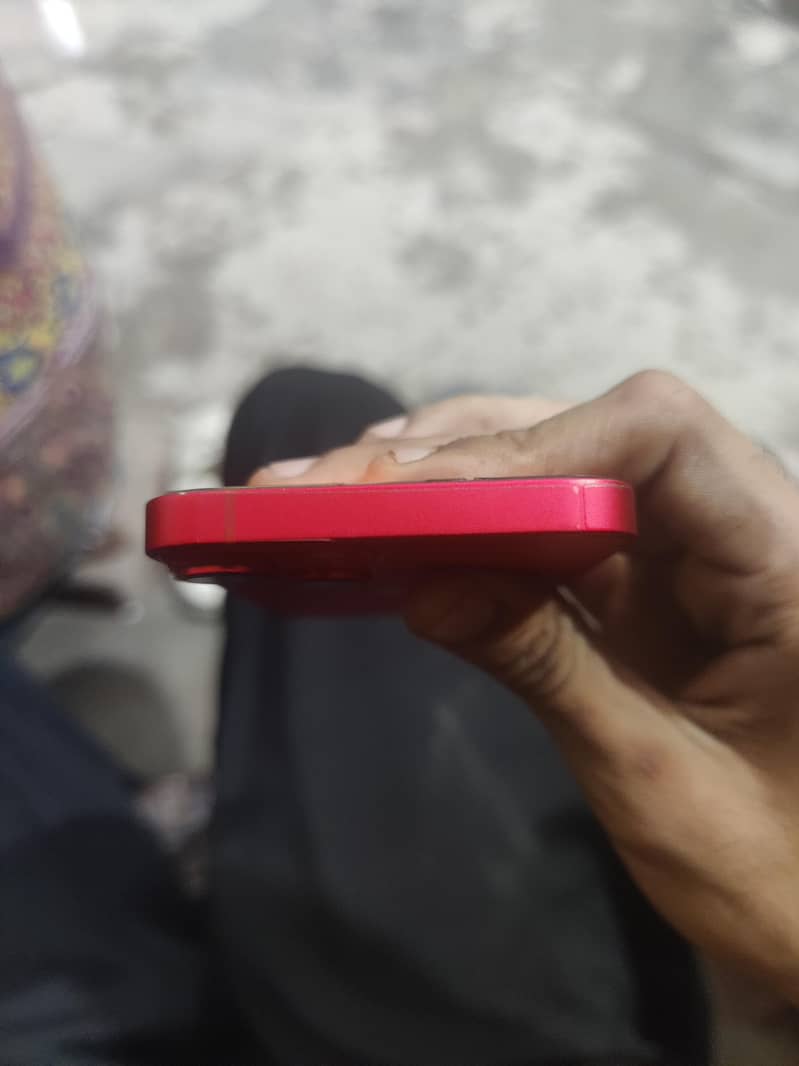 Apple iPhone 14 6