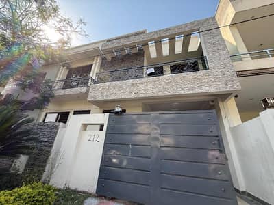 Full House For Rent At Very Prime Location