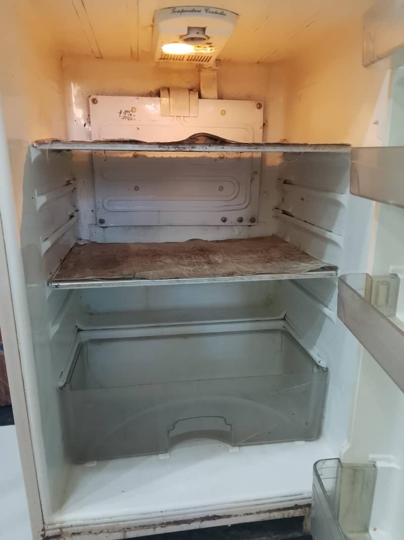 Dawlance fridge 1