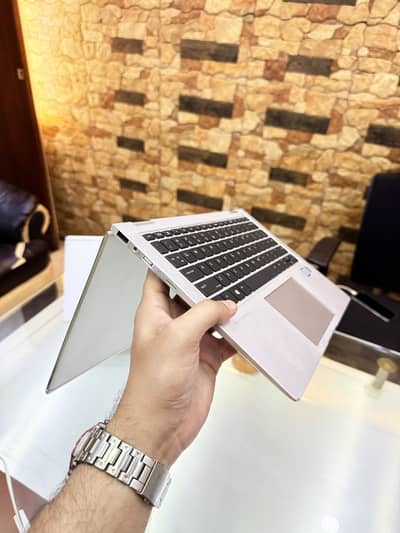 HP Elitebook 1030 G6 Touch & 360 Rotatable Envy Laptop