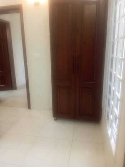 Upper Portion For Rent