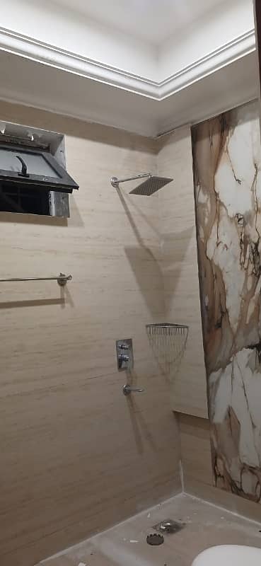Upper Portion For Rent In E11/2 11