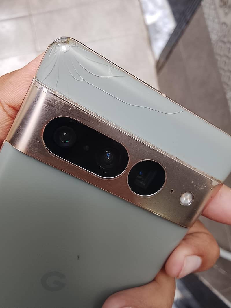 Google Pixel 7 Pro 2