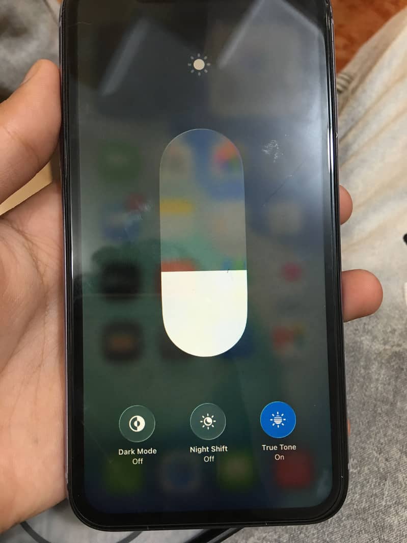 Apple iPhone 11 0