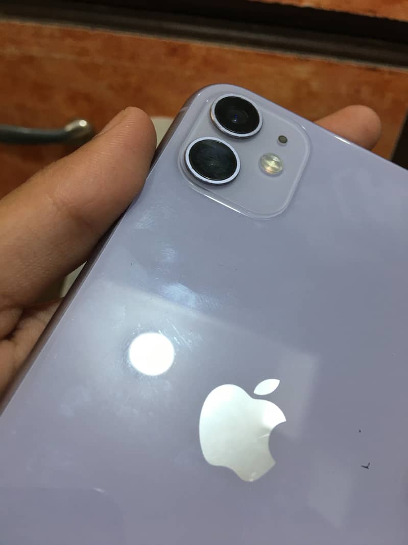 Apple iPhone 11 2