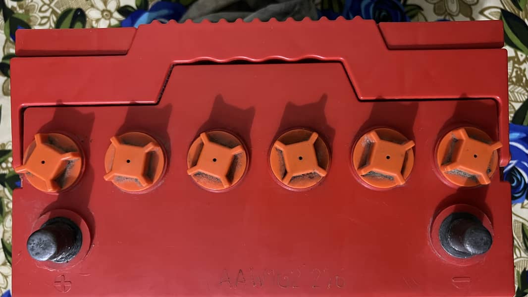 Volta battery  SR 100A 1