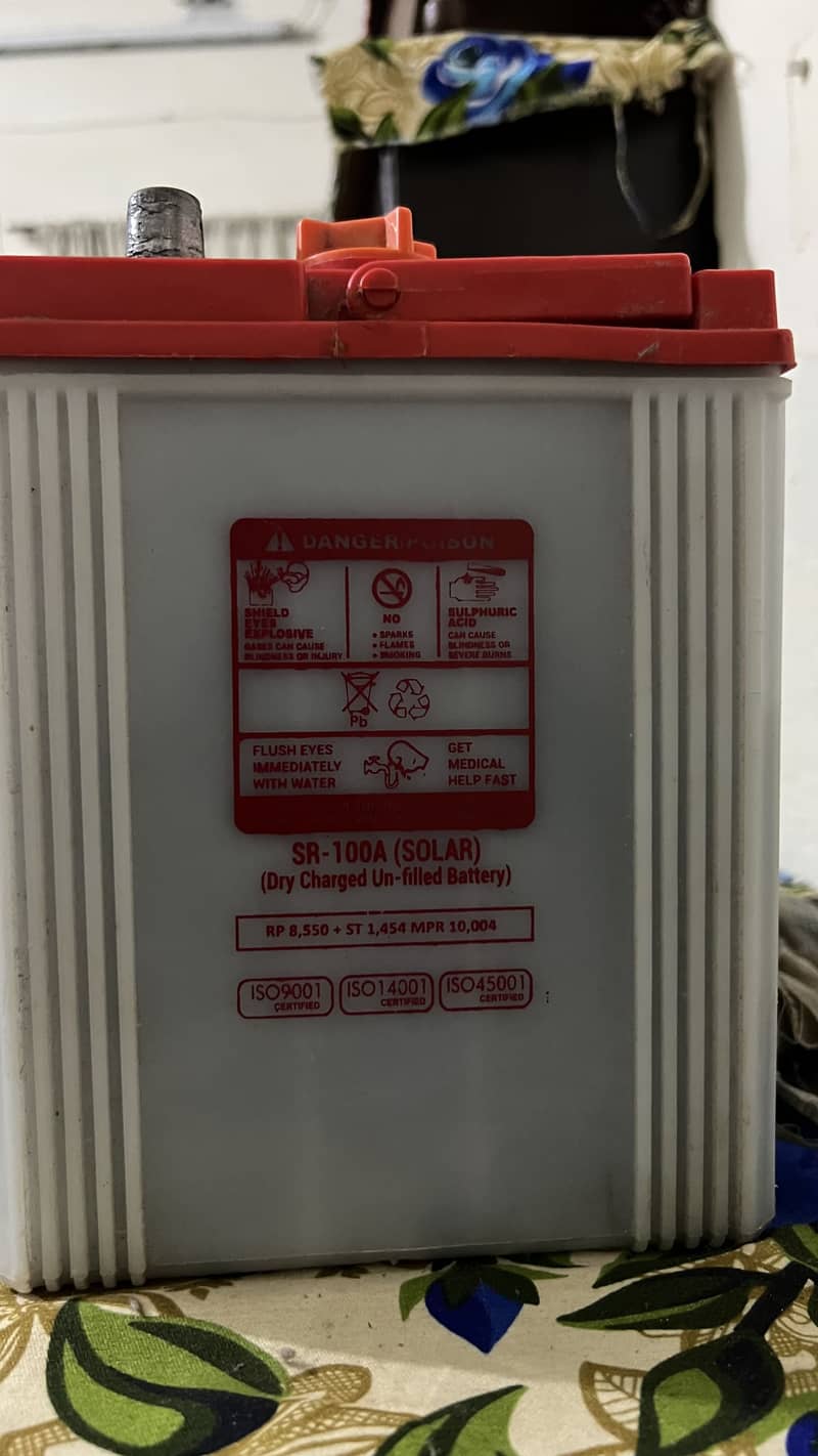 Volta battery  SR 100A 2