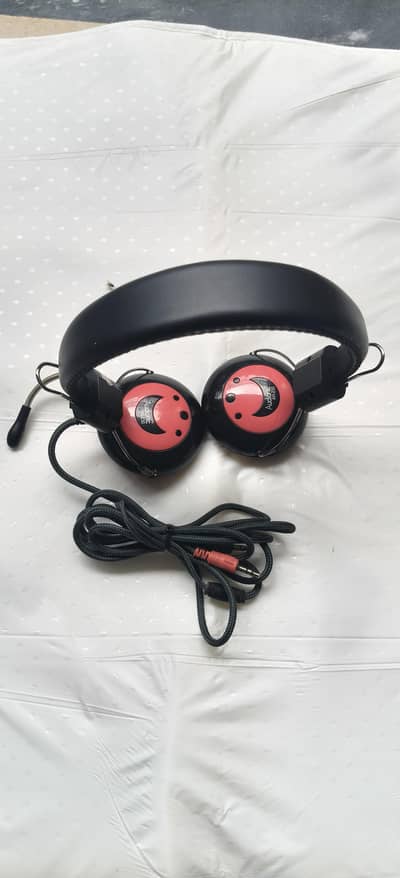 Audionic headphones + Mic.