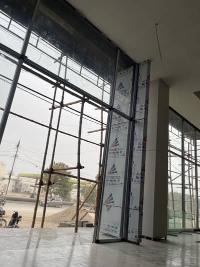 Honest Glass Nadeem and sons Almuniyum glass Fabricater all work etc. .