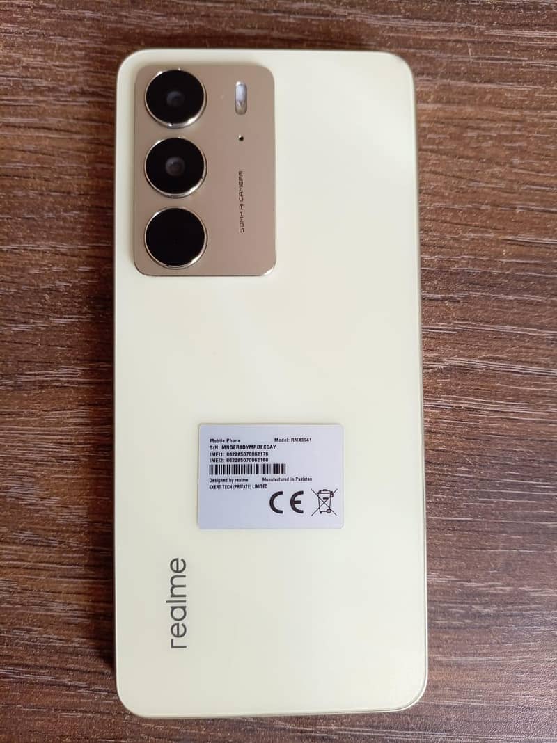 Realme C75 1