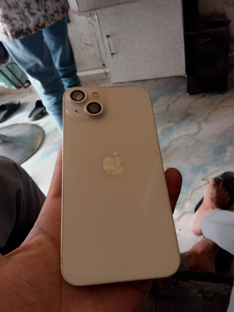 Apple iPhone 13 7