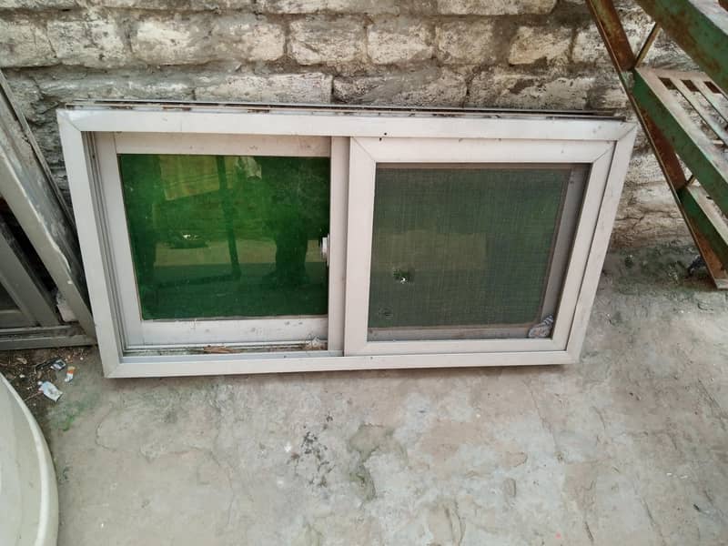 window 4/3 1