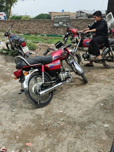 united 70 bike
