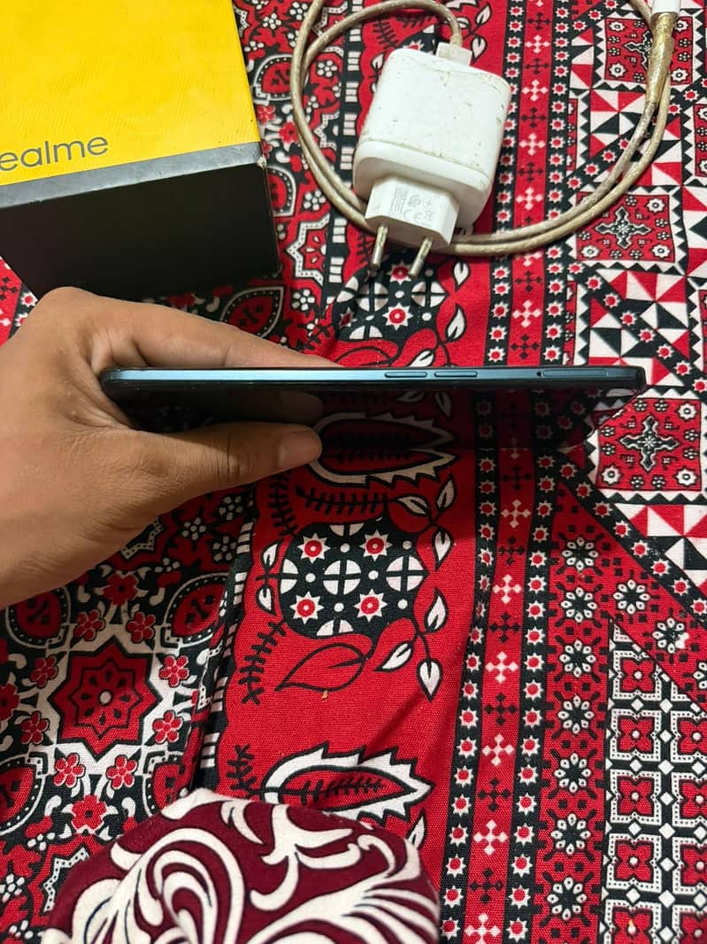 Realme 9 Pro Plus 6