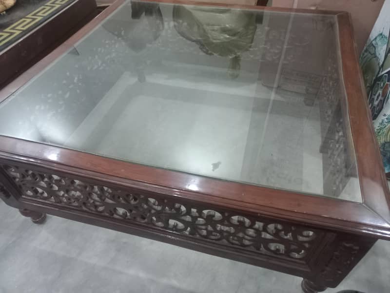Antique Style Wooden Carved Centre Table with Glass Top 1