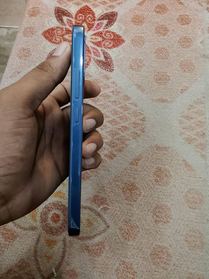 OPPO A6s 4