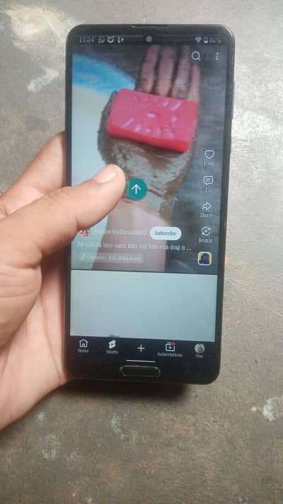 aqua r5g 12 256 urgent sale