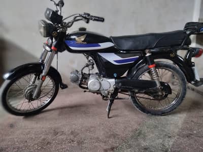 Honda 70cc model 1994 Karachi 0/3/1/8)8/3/0/8)6)5)5