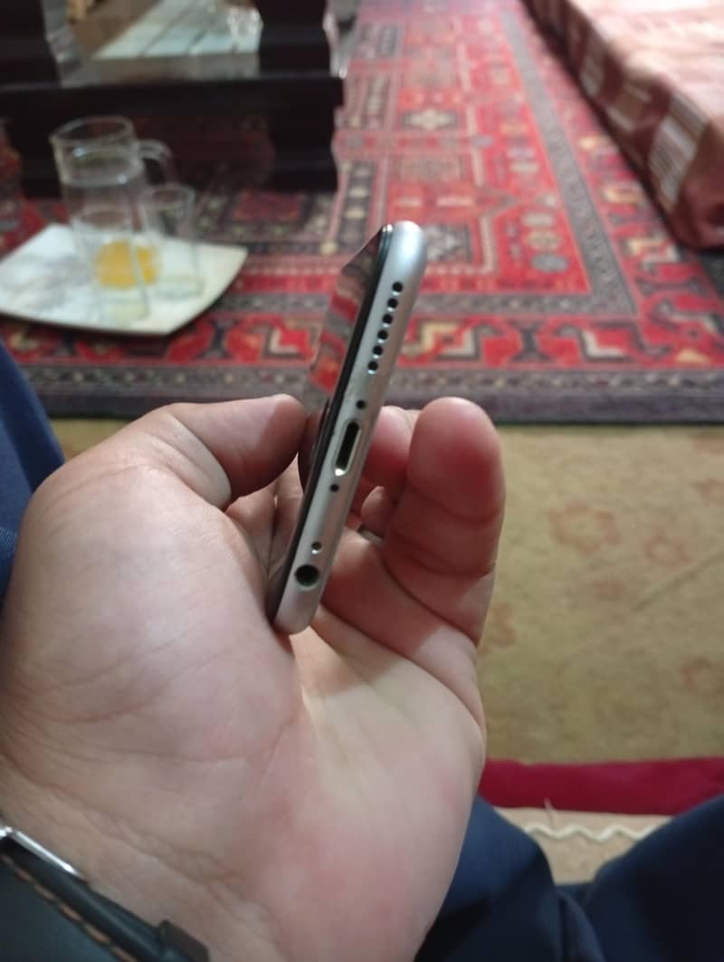 Apple iPhone 6 5