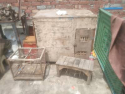 best cage ha wood ka 1side PR ThorI si phatI lagni ha