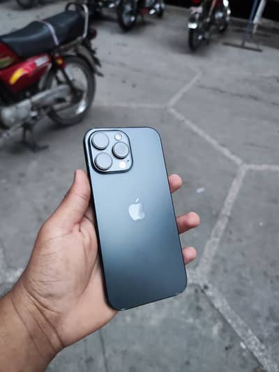 Apple iPhone 16 Pro Max with box non pta jv battery 95% 299cc