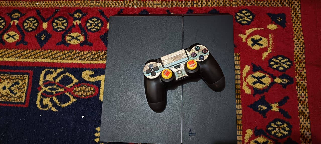 PS4 Jailbreak Console with one Controller 2
