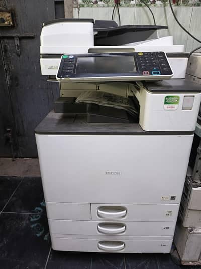 Ricoh Mp C2011 (220v)