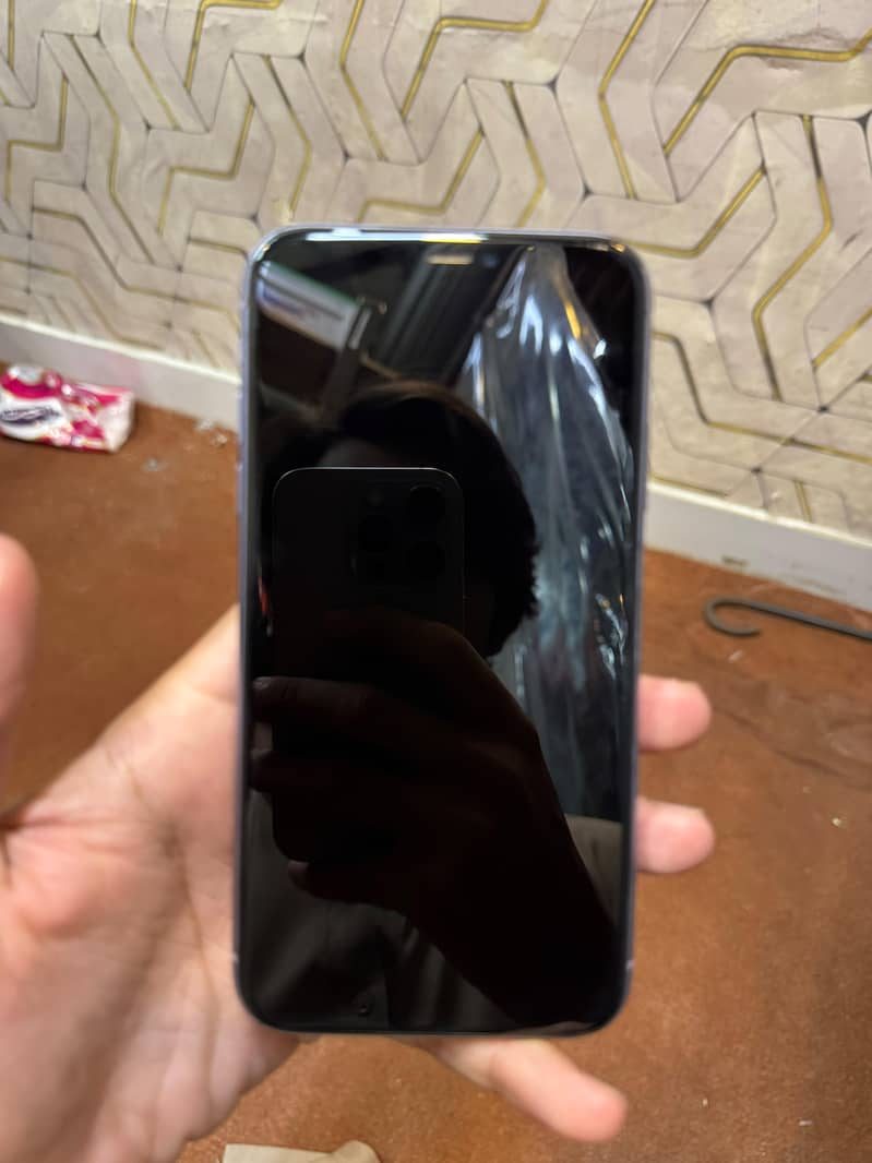 Apple iPhone 11 1