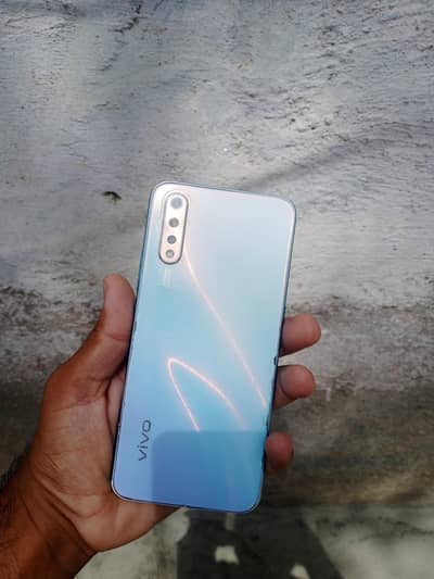 Vivo S1
