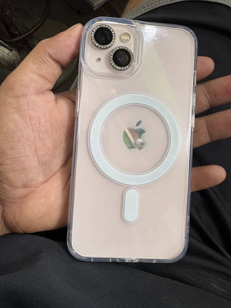 Apple iPhone 13 1