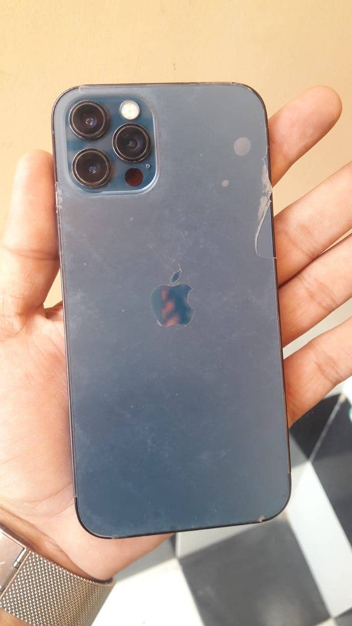 Apple iPhone 12 Pro 2