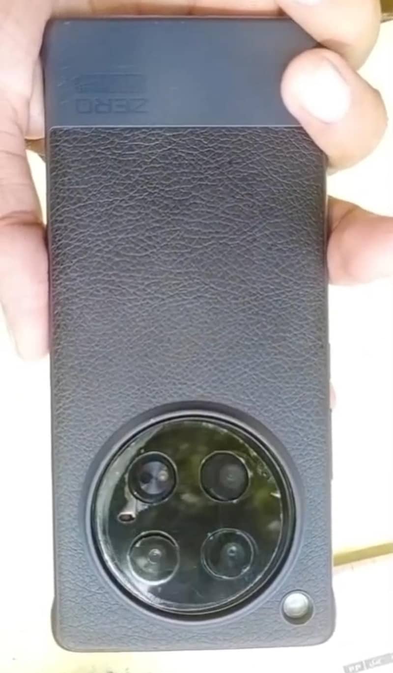 Infinix Zero 40 2