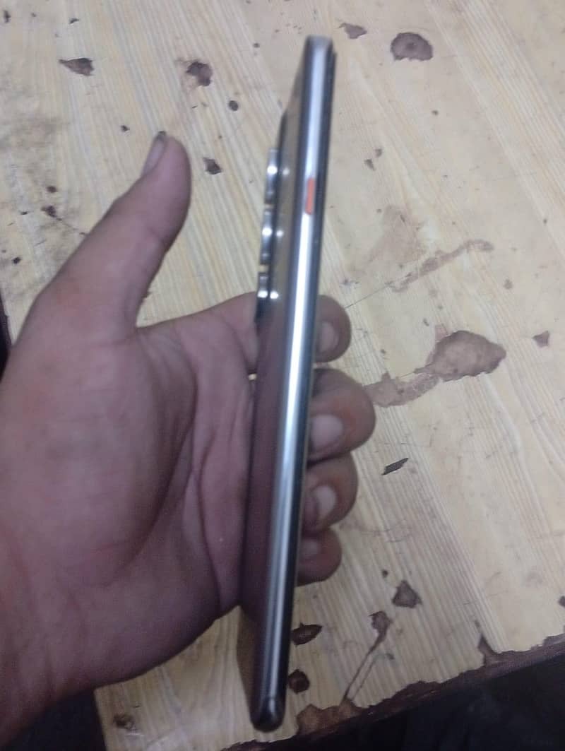 Tecno CAMON 40 Pro 3