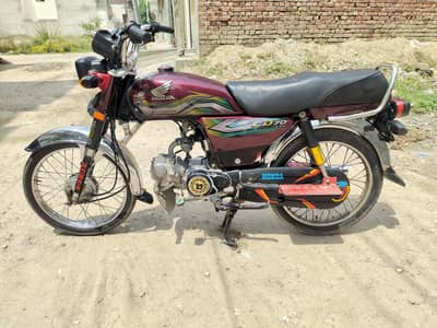 Honda CD70 Model 22/23 Documents Clear Engen pak ki garanti l