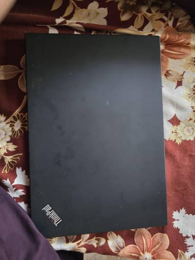 Laptop for sale Core i7 8th gen. Price negotiable.