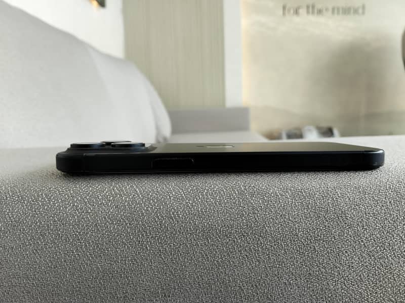 Apple iPhone 15 Pro Max 3