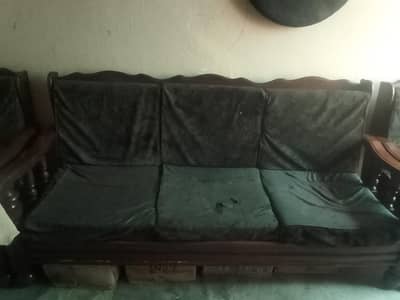 5 seater sofa 3 year use