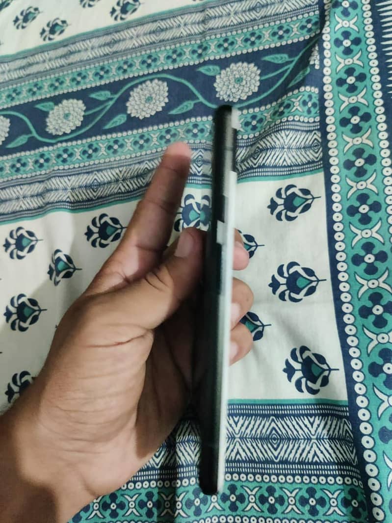 Google Pixel 6a 1