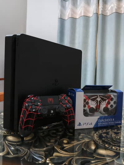 PS4 Slim 1TB jailbreak (sealed) with 2 controller