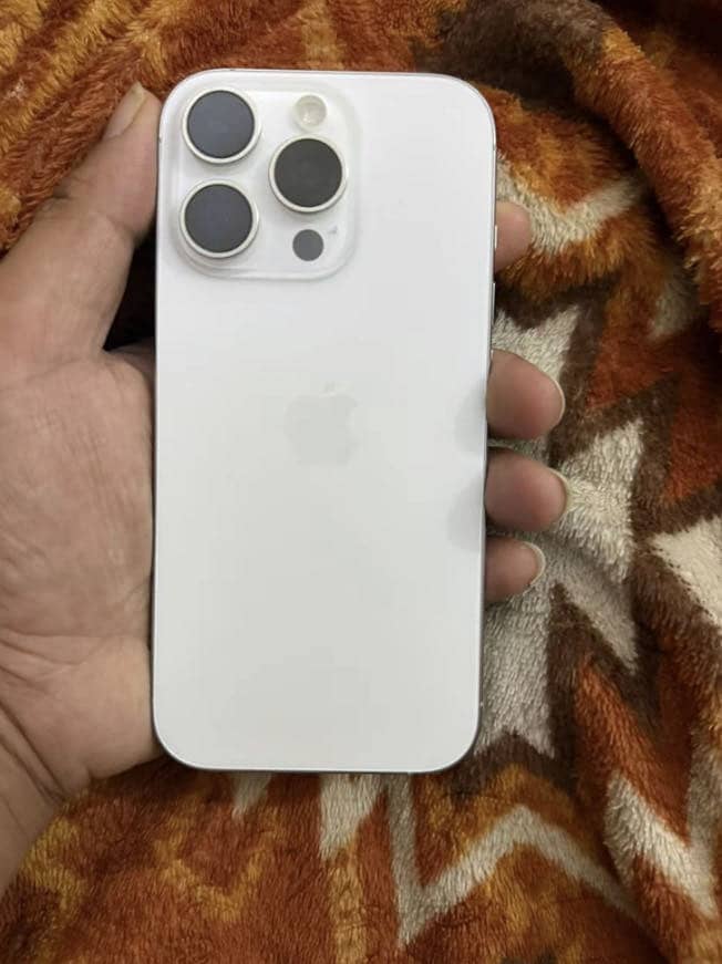 Iphone 16 pro 0