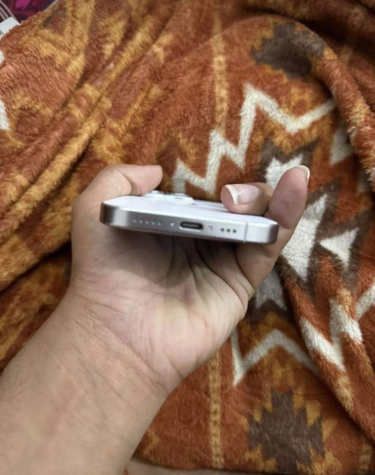 Iphone 16 pro 2