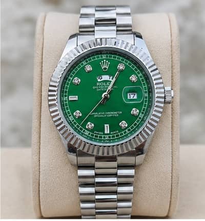 Premium Silver Day & Date Watches – Elegant, Durable & Affordable