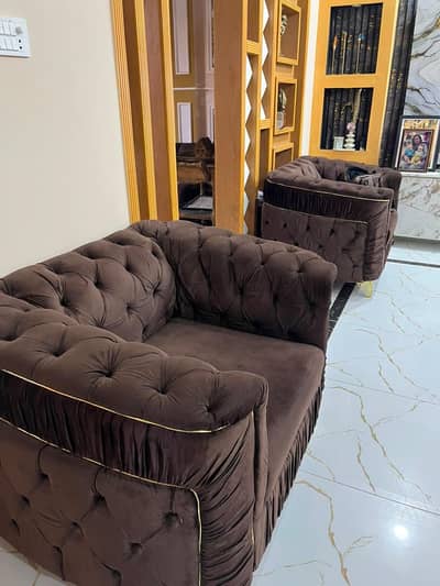 PREMIUM SOFA 100 PERCENT CONDITION