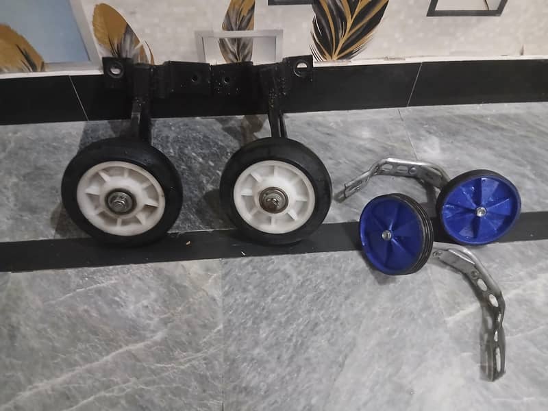 supporting wheels 7