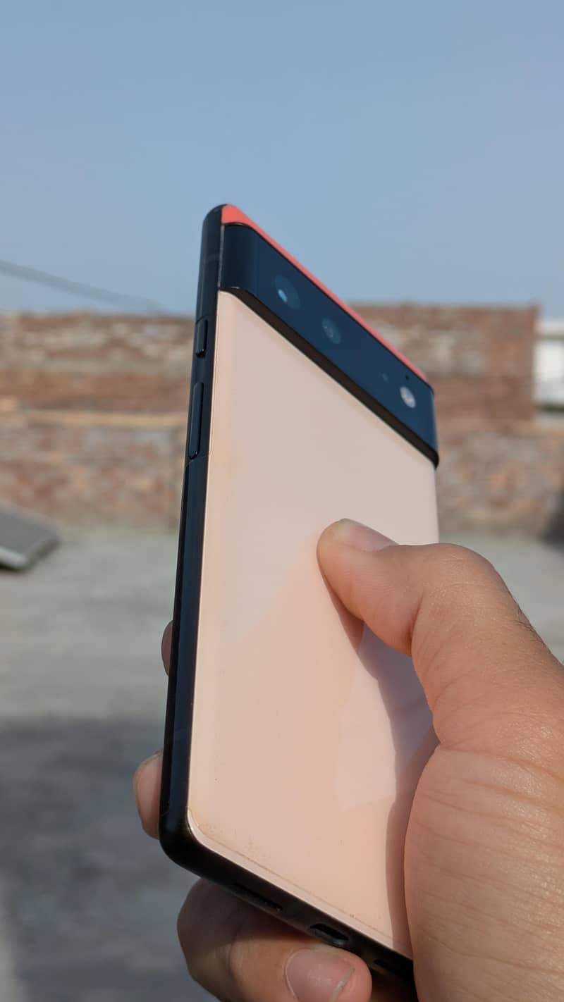 Google Pixel 6 3